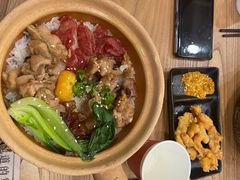 -煲仔皇腊味煲仔饭(经四万达店)