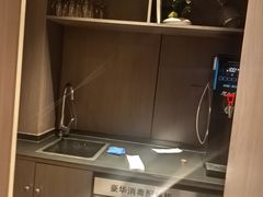 -艳阳天民俗村(公园路店)