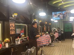 -海文先生国潮烫染男士理发馆