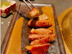 -铭牛烧肉·和牛海鲜自助(高新月牙湖店)