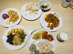 -梦航彩虹之约自助餐厅(华府天地店)