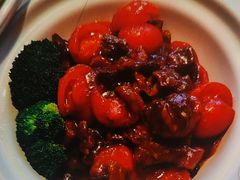 -八府香鸭·啫啫煲(华山路店)