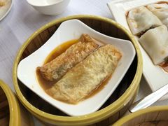 -深圳富苑皇冠假日套房酒店