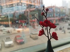 -蜜桃餐厅·伴山(湖滨商业街店)