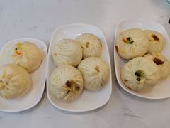 七品酱肉包-李与白包子铺(桐梓林店)