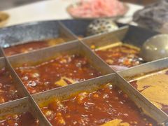 -岗上渣渣老火锅(两路口店)