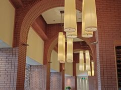 -香格里拉鱼跃地中海西餐厅·牛排披萨