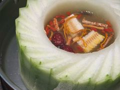 -得意咚瓜·顺德鱼生·冬瓜火锅(深圳首店)