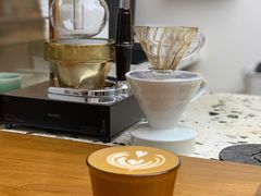 -Line 咖啡(石厦花园店)