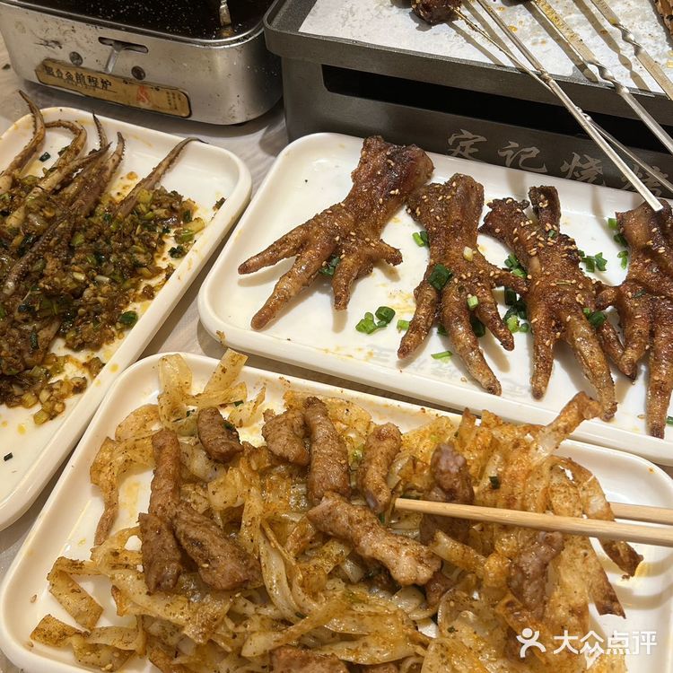 和小姐妹近期发现的贼好吃的烧烤店，吃过一次就爱上了！