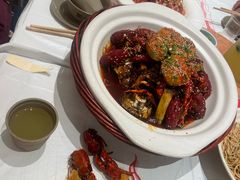 -肥肥虾庄·金牌油焖大虾(汉口城市广场店)