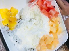 彩虹牛奶绵绵冰-杨小贤芒果绵绵冰(南门口店)