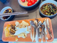 -芸鲜季·云南野生菌餐厅· 云南风物味研社(闵行店)