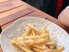 -MONICH牛排融合餐厅(和义大道购物中心店)