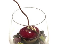 樱桃黑森林蛋糕-王品牛排(郑州大卫城店)