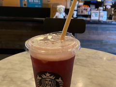 冰摇红莓黑加仑茶-星巴克(深圳前海企业公馆店)