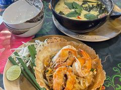 -Pad Thai Kratong Thong by ama