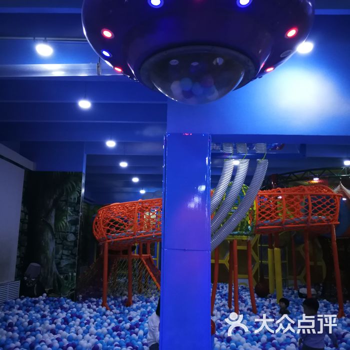 哆来咪儿童乐园