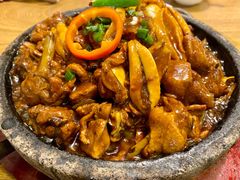 石锅鲍鱼鸡-品大三(大行宫店)