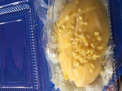 -芒果糯米饭摊子