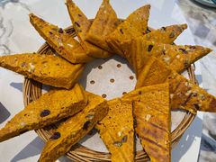 -菌自由丨野生菌火锅特色庭院餐厅(丽江古城店)