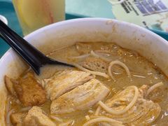 -亚王咖喱鸡米粉面