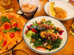 亚麻籽藜麦大虾沙拉-COMMUNE幻师(五角场店)