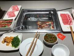 -海底捞火锅(关山保利店)