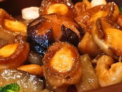 花胶鲍鱼一品煲-富淳饭店(陆家嘴保利广场店)