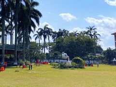 -侯臣咖啡文化村