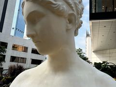 -中航城君尚购物中心