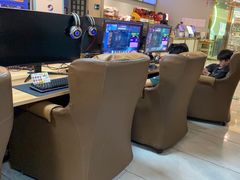 -网鱼电竞·棋牌(五一广场店)