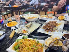 -老何太太鹤岗小串·团建聚餐(龙华店)