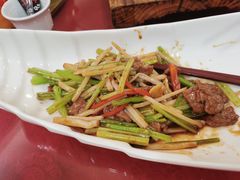 -东馆和天下特色餐饮(工农店)