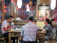 大堂-渝大狮毛肚老火锅(普陀店)