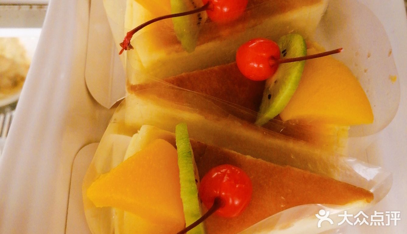 做为一家本土的老牌泰式火锅店,呈贡店我还是第一次来