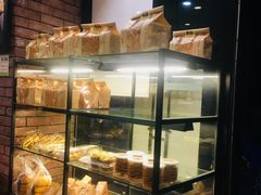 面包甜点陈列柜-御蝶坊面包KNAC(沙河西店)