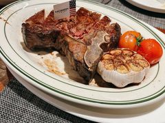 -MONICH牛排融合餐厅(和义大道购物中心店)