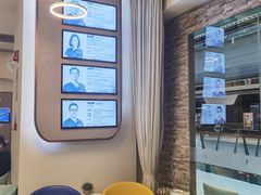 -维乐口腔(美维云门诊陆家嘴店)