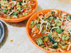 -玲玲米粉·新疆现炒米粉(大十字总店)