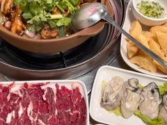 -胡须佬鸡煲四季火锅(海雅缤纷城店)