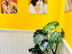 -首脑美容美发化妆美甲培训学校(龙岗校区)