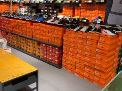 -五环Outlets(高新工厂店)