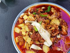 -撒拉人家.酸菜牦牛肉火锅