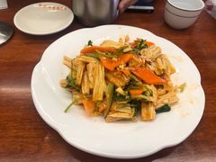 -东北四季饺子王(华山路店)