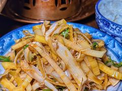 -蜗牛小馆醉乡民谣云南菜(惠新西里店)