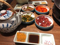 -明洞阿姨·韩式酱蟹烤肉·创意料理(三元桥店)