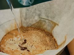 -星巴克臻选(上海虹桥新天地三店)