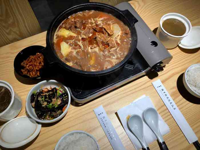 牛三叔·清汤牛腩-"经过小壁虎强烈推荐,说好吃到舌头都吞了[.