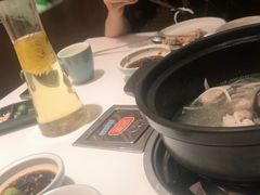 -东椰·海南椰子鸡火锅(朝阳门店)